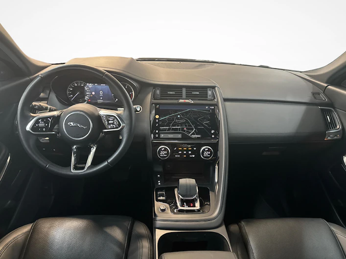immagine del veicolo JAGUAR E-PACE