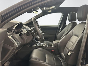 Vehicle image JAGUAR E-Pace 2.0 D I4 165 SE AWD