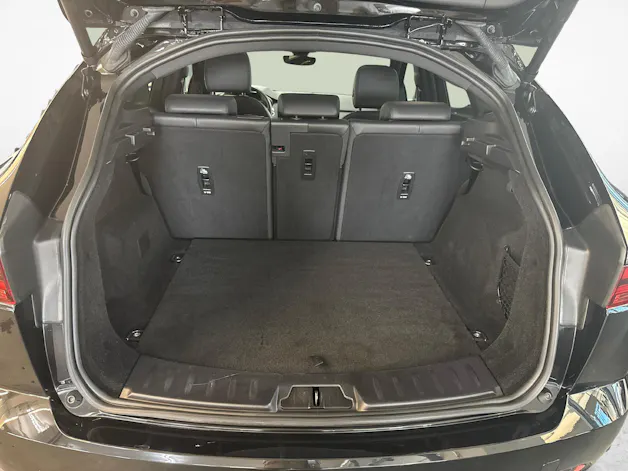 Jaguar E-Pace 2.0 D I4 165 SE AWD