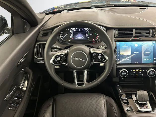 Jaguar E-Pace 2.0 D I4 165 SE AWD