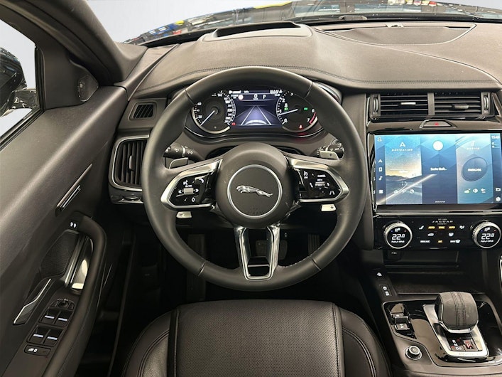 Vehicle image JAGUAR E-PACE