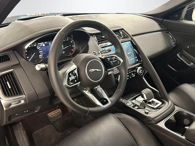 Jaguar E-Pace 2.0 D I4 165 SE AWD