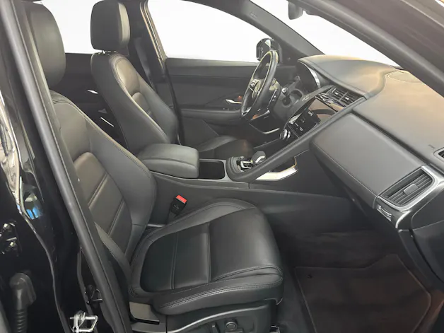 Jaguar E-Pace 2.0 D I4 165 SE AWD