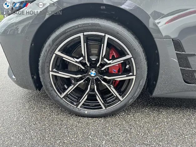BMW i4 xDrive40