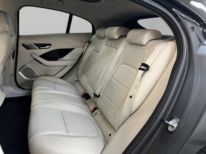 Vehicle image JAGUAR I-PACE