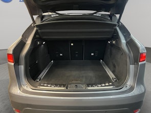 Vehicle image JAGUAR F-Pace 3.0 V6 D R-Sport AWD