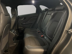 Vehicle image JAGUAR F-Pace 3.0 V6 D R-Sport AWD
