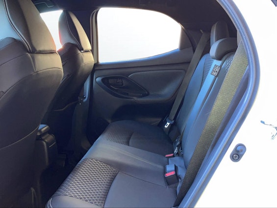 Vehicle image 5 Vehicle image 5