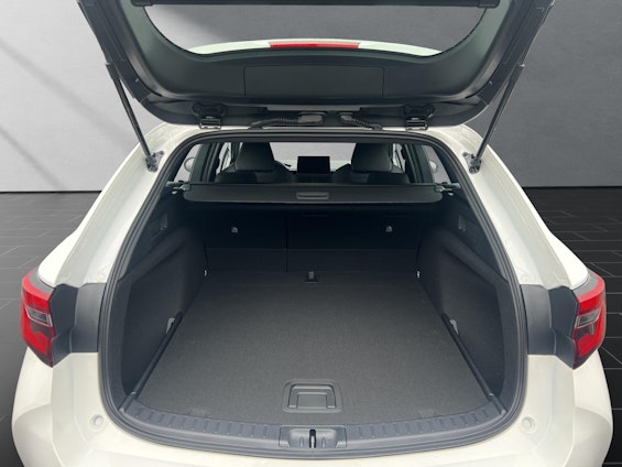 Vehicle image 9 Vehicle image 9