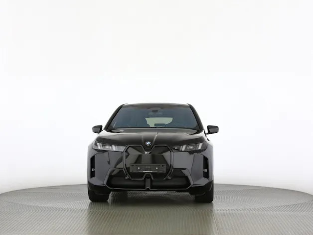 BMW iX xDrive45