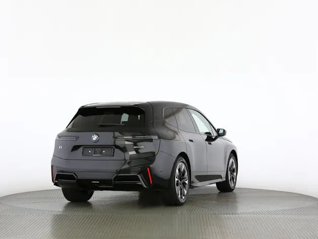 BMW iX xDrive45
