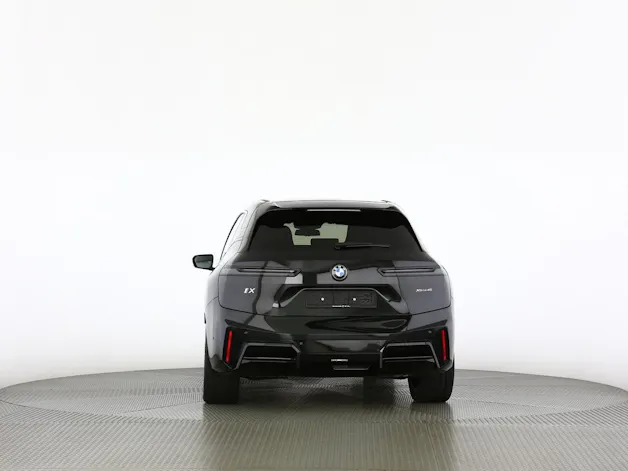 BMW iX xDrive45