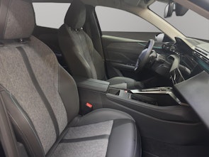 Vehicle image PEUGEOT 408 1.2 PureTech Allure Pack