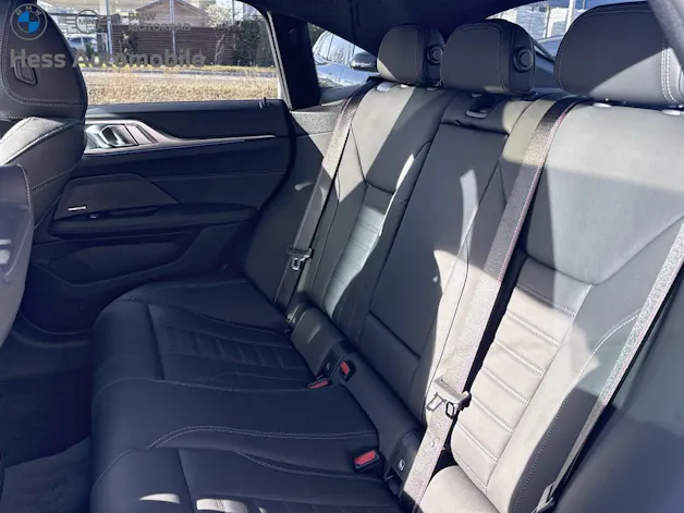 BMW i4 M50