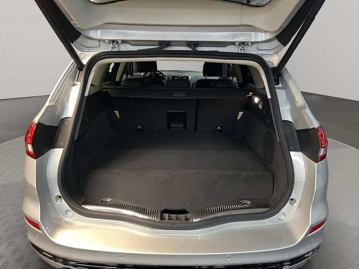 Vehicle image FORD MONDEO