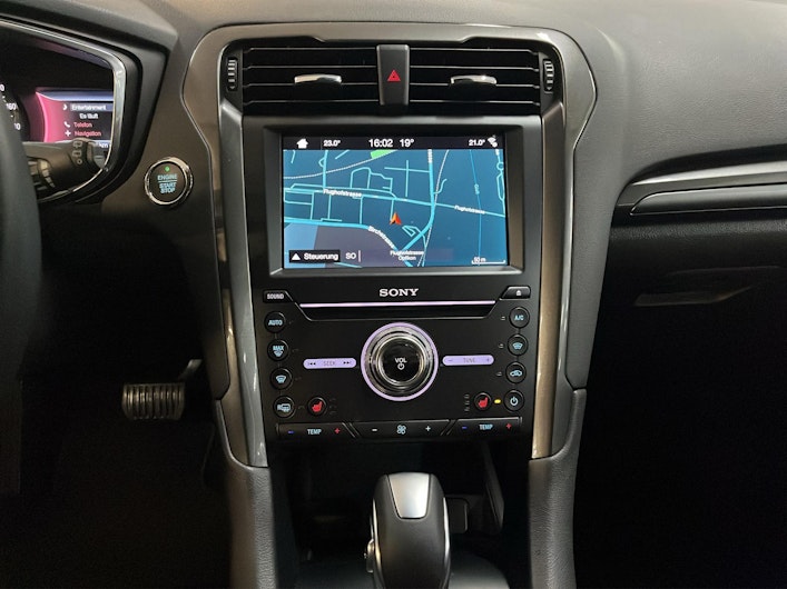 Vehicle image FORD MONDEO