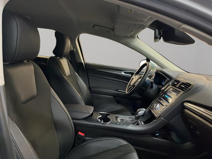 Vehicle image FORD MONDEO