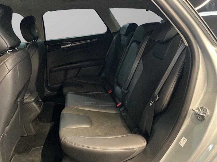 Vehicle image FORD MONDEO