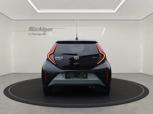 Toyota Aygo X 1.5 VVT-i HSD Trend