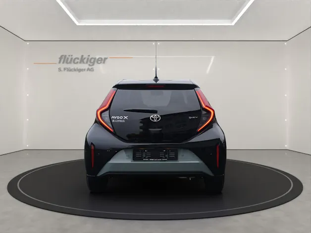 Toyota Aygo X 1.5 VVT-i HSD Trend