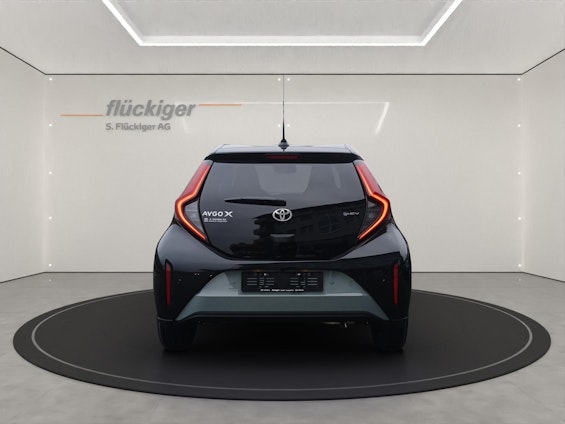 Vehicle image 5 Vehicle image 5