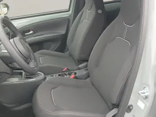 Toyota Aygo X 1.5 VVT-i HSD Trend