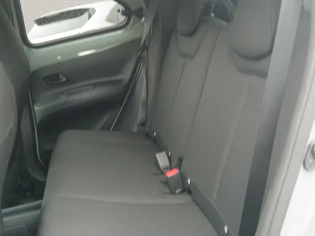 Toyota Aygo X 1.5 VVT-i HSD Trend