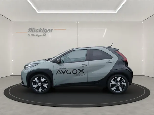 Toyota Aygo X 1.5 VVT-i HSD Trend