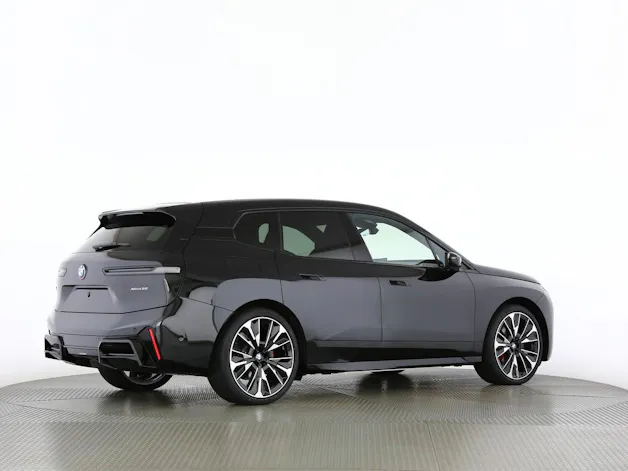 BMW iX xDrive60