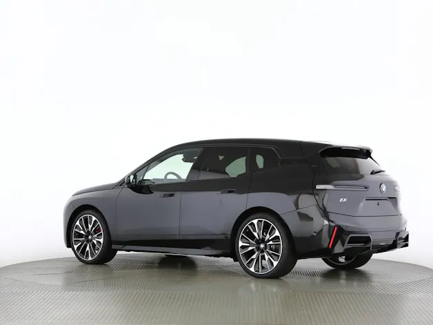 BMW iX xDrive60