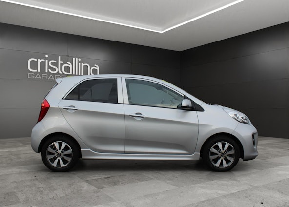 immagine del veicolo 4 immagine del veicolo 4