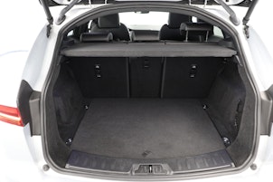 Vehicle image JAGUAR E-Pace 1.5 T 300e R-Dynamic SE AWD