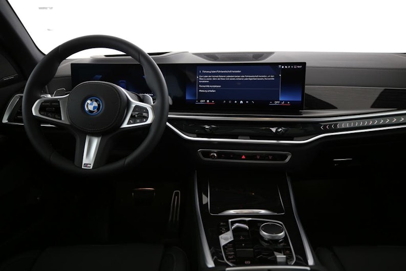 Vehicle image BMW X5