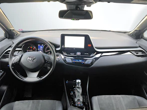 Fahrzeugbild TOYOTA C-HR 2.0 VVTi HSD GR Sport