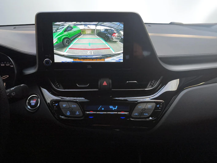 Fahrzeugbild TOYOTA C-HR