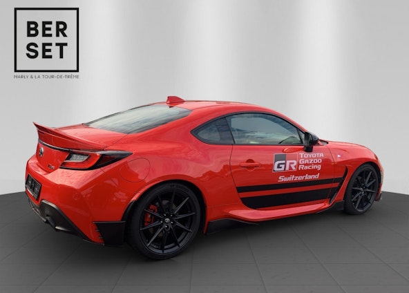 Vehicle image 3 Vehicle image 3