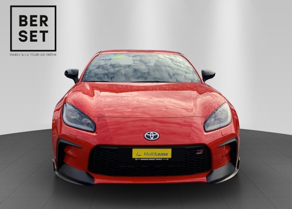 Vehicle image 4 Vehicle image 4