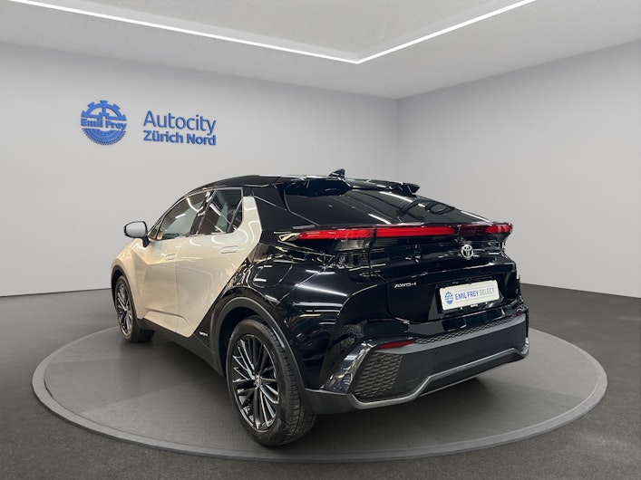 Vehicle image TOYOTA C-HR