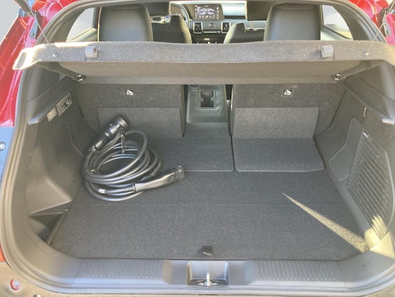 Vehicle image 9 Vehicle image 9