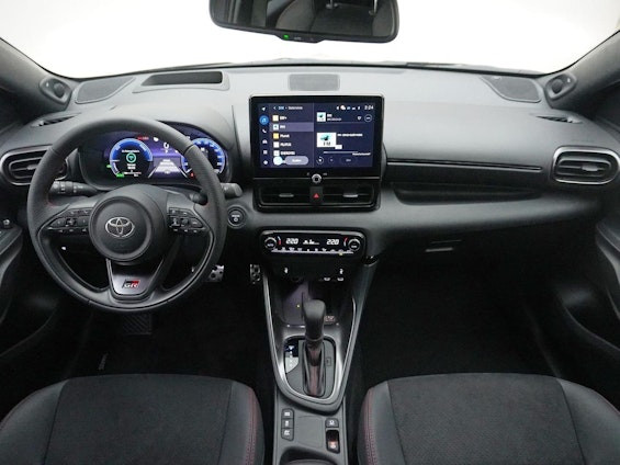 Vehicle image 9 Vehicle image 9