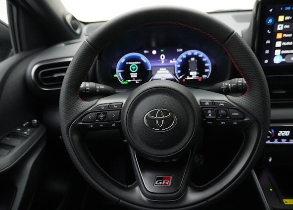 Vehicle image 8 Vehicle image 8