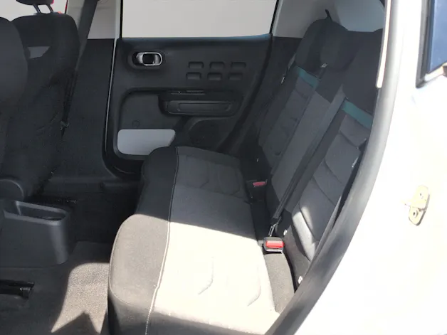 Citroën C3 1.2 PureTech Shine 110PS Automatik / Rückfahrkamera / Totwinkelassistent / Premium Occasion Garantie