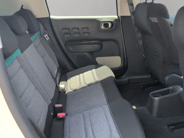 Citroën C3 1.2 PureTech Shine 110PS Automatik / Rückfahrkamera / Totwinkelassistent / Premium Occasion Garantie