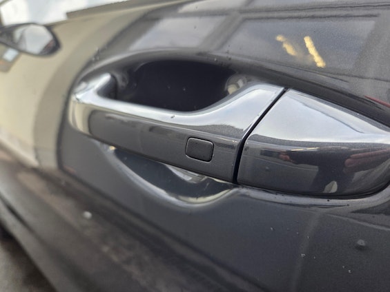 Vehicle image 15 Vehicle image 15