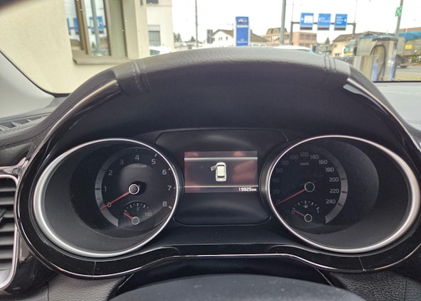 Vehicle image 18 Vehicle image 18