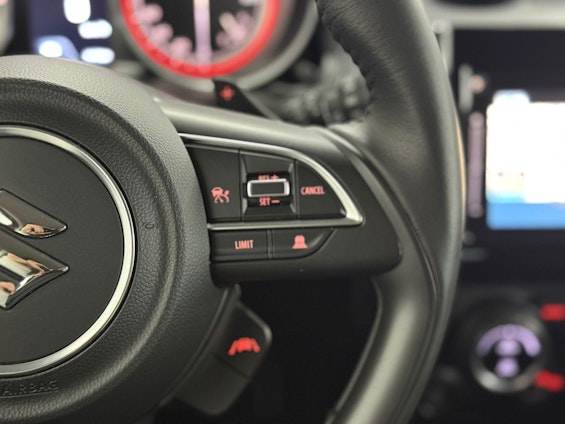 Vehicle image 15 Vehicle image 15