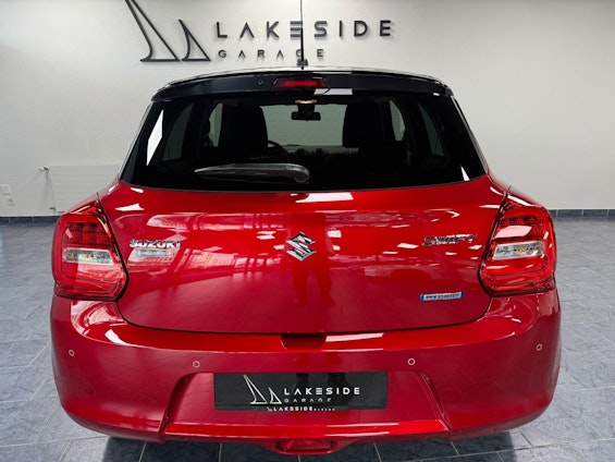 Vehicle image 4 Vehicle image 4