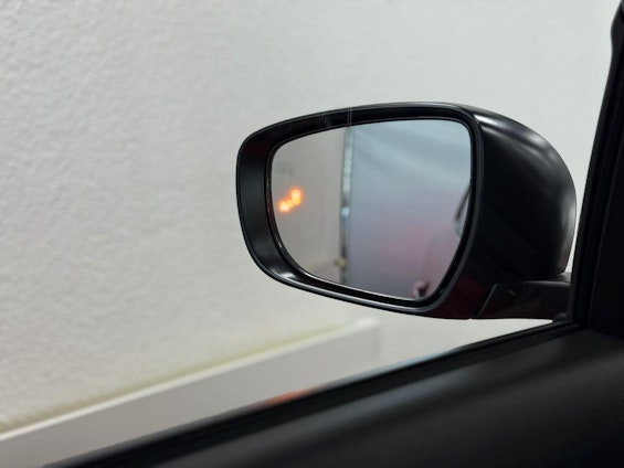 Vehicle image 23 Vehicle image 23