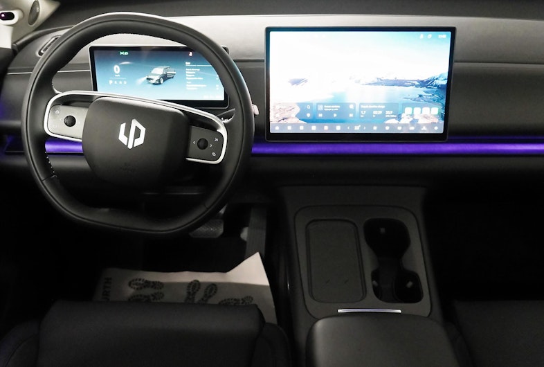 Vehicle image LEAPMOTOR C10