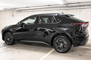 Vehicle image TOYOTA bZ4X Premium AWD